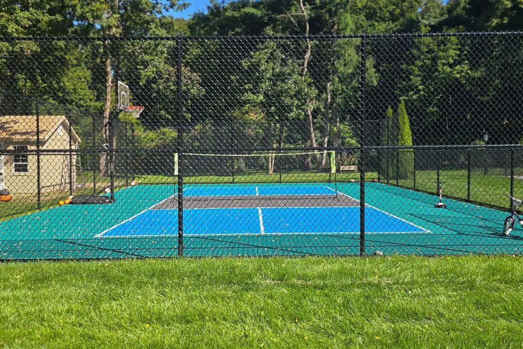 pickleball court installation NY